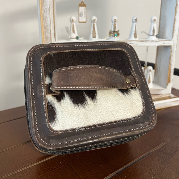 New Crazy Horse Leather & Cowhide Small Jewelry Box Rustic Gift😍 With Jewelry - Picture 5 of 14